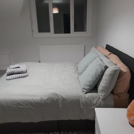 Elegant Spacious 3 Bed- Sleeps 6 -Have A Glamorous Getaway Hale (Greater Manchester) Exterior foto