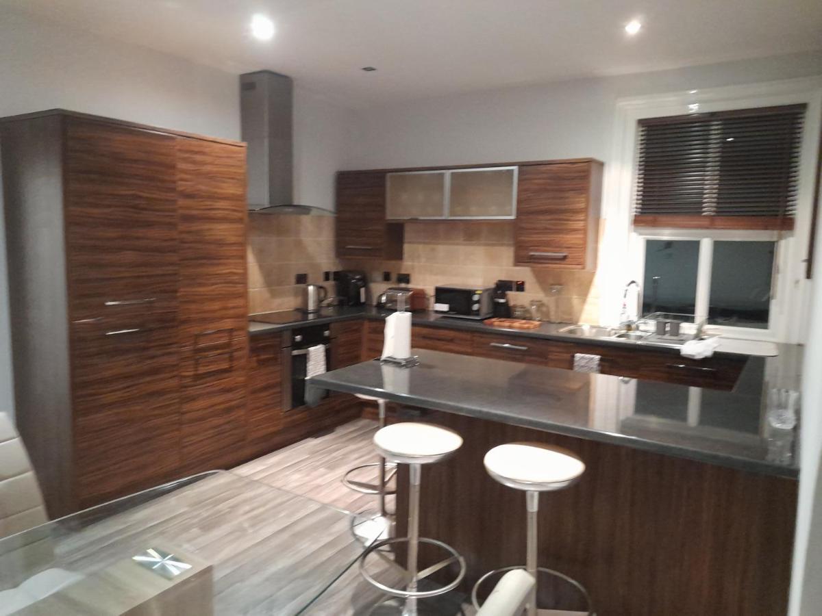 Elegant Spacious 3 Bed- Sleeps 6 -Have A Glamorous Getaway Hale (Greater Manchester) Exterior foto